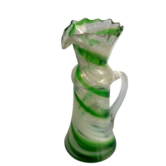 Smith's Old Timer Green & White Swirled Glass Pitcher With Ruffled Rim 8 1/2" - Picture 5 of 8